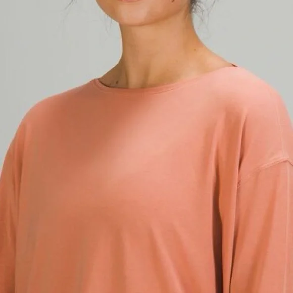 Lululemon Back in Action Long Sleeve Shirt NWOT - Picture 4 of 11